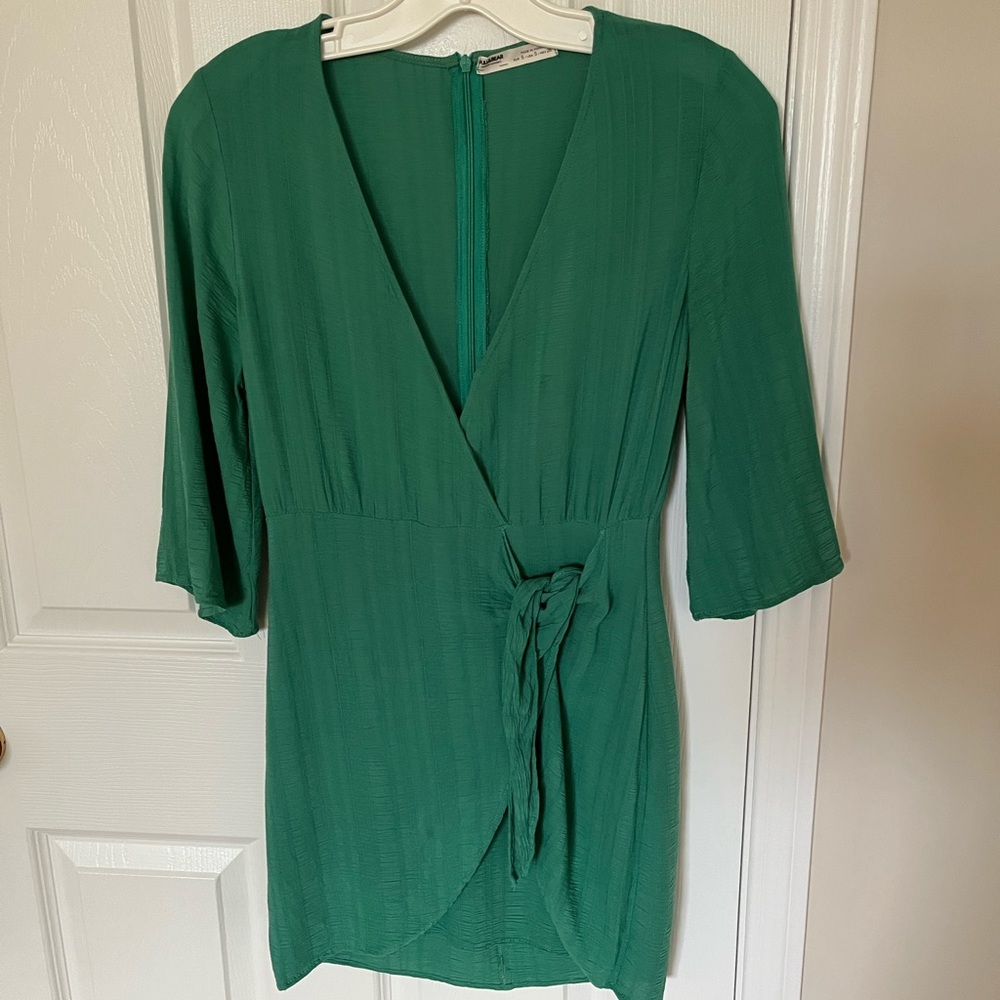 Pull & Bear green wrap dress xs